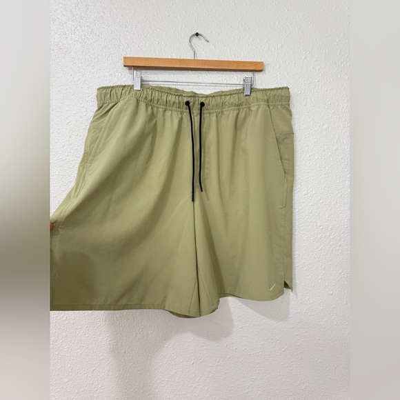 NIKE Mens Dri-Fit Unlimited Men's Unlined Woven Fitness Shorts Size XXL NWT 9” - Picture 3 of 8